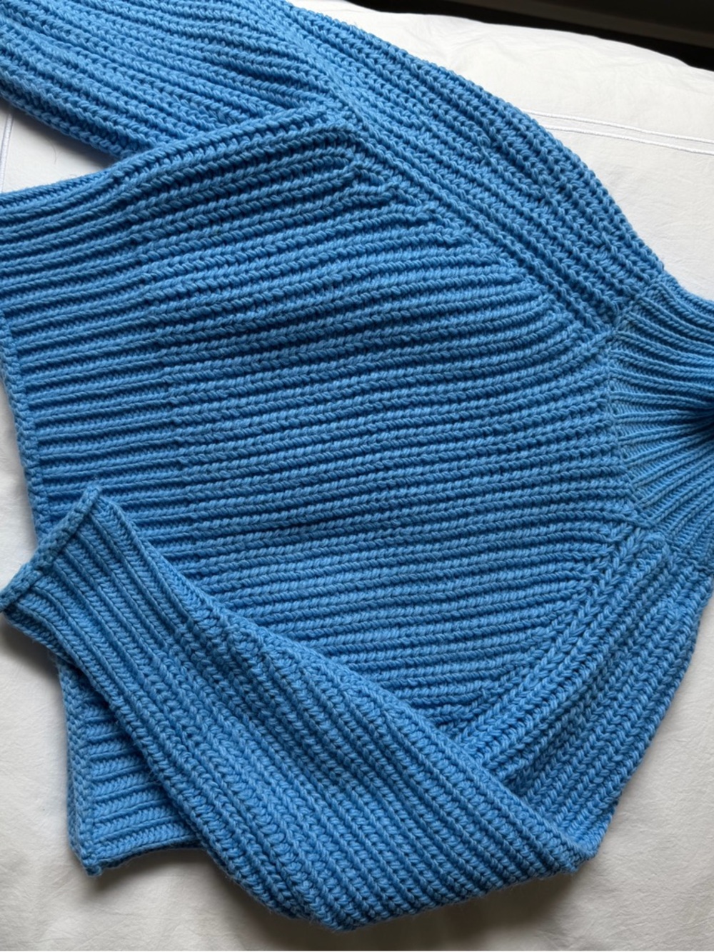 H&M Women’s Light Blue Ribbed Turtleneck Sweater